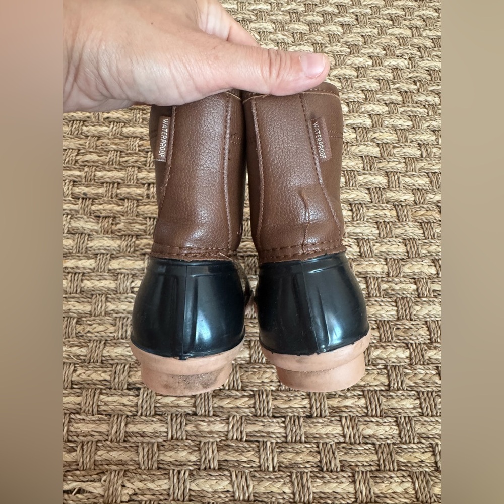 JBU Children’s Brown and Black Duck Boots, Size 3 Youth or Big Kids - Picture 6 of 8
